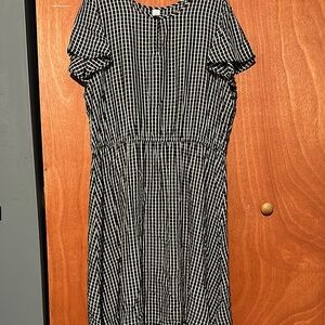 Old Navy Black and White Checkered Dress